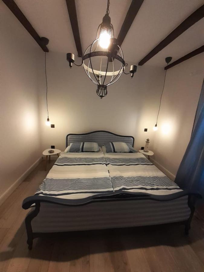 Apartments Dile ซูโกชัน ภายนอก รูปภาพ