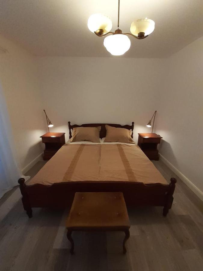 Apartments Dile ซูโกชัน ภายนอก รูปภาพ